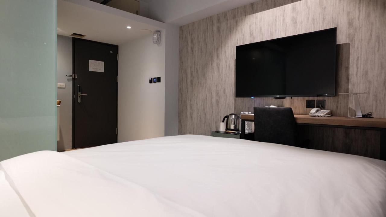 Doudian Ddinn Hotel Тайджун Екстериор снимка