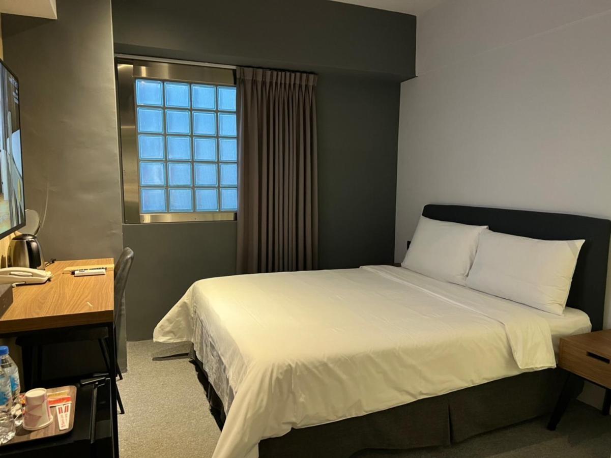 Doudian Ddinn Hotel Тайджун Екстериор снимка