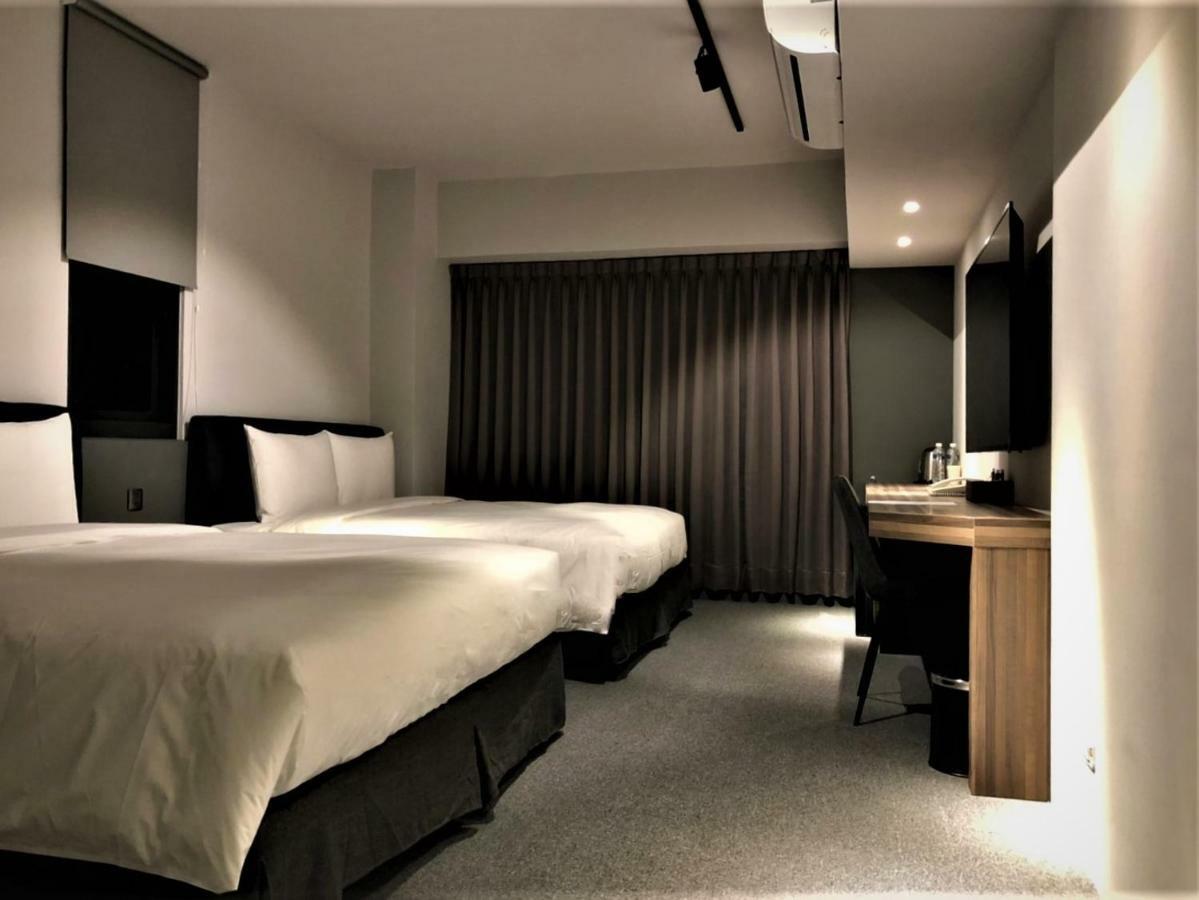 Doudian Ddinn Hotel Тайджун Екстериор снимка