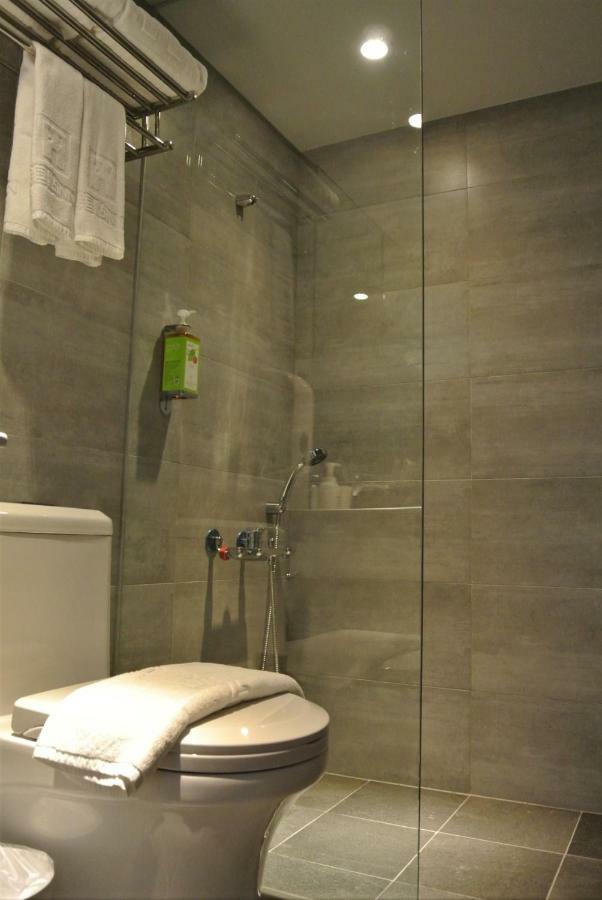 Doudian Ddinn Hotel Тайджун Екстериор снимка