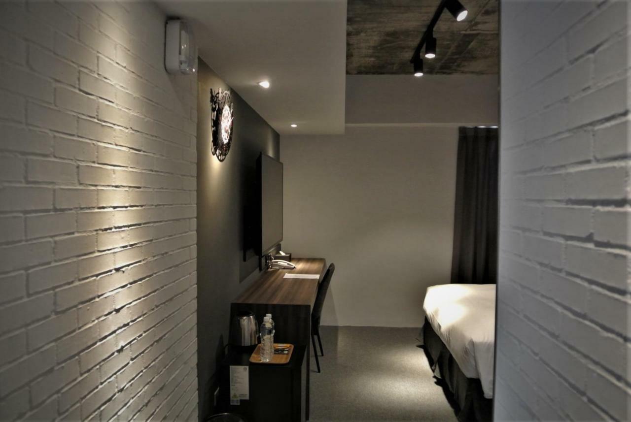 Doudian Ddinn Hotel Тайджун Екстериор снимка