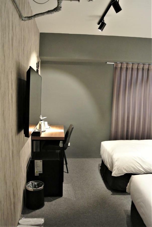Doudian Ddinn Hotel Тайджун Екстериор снимка