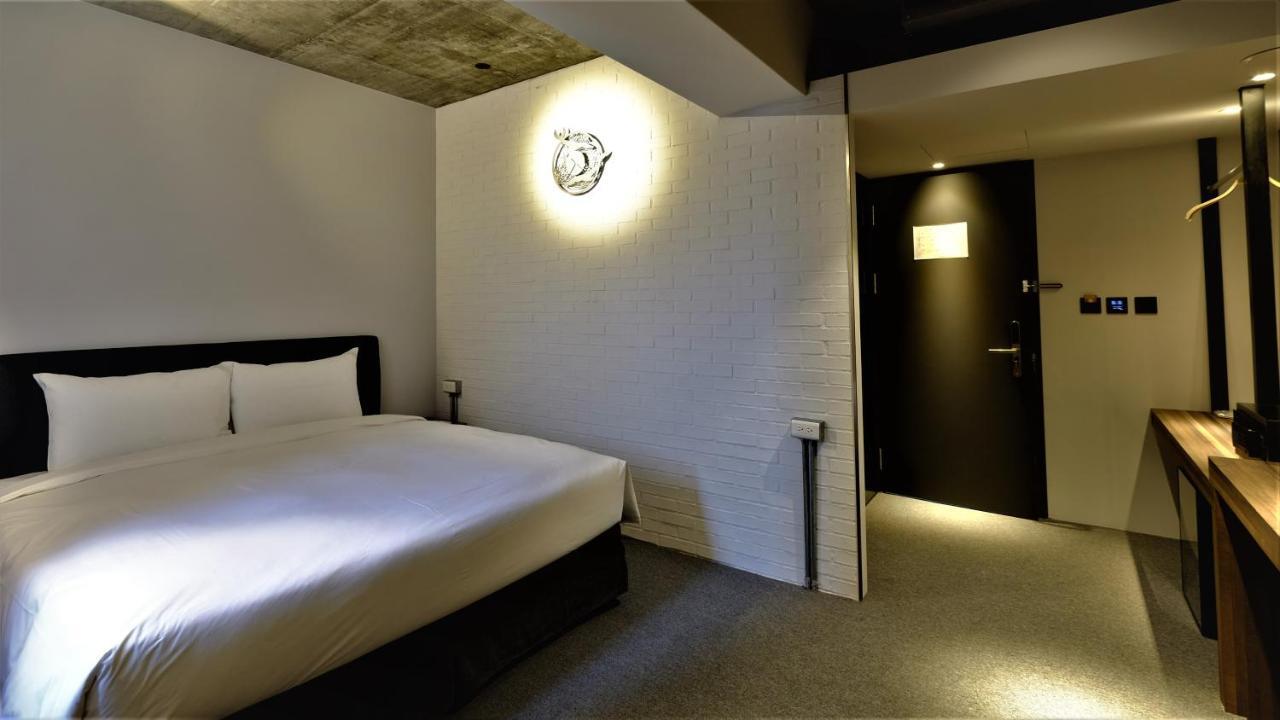 Doudian Ddinn Hotel Тайджун Екстериор снимка